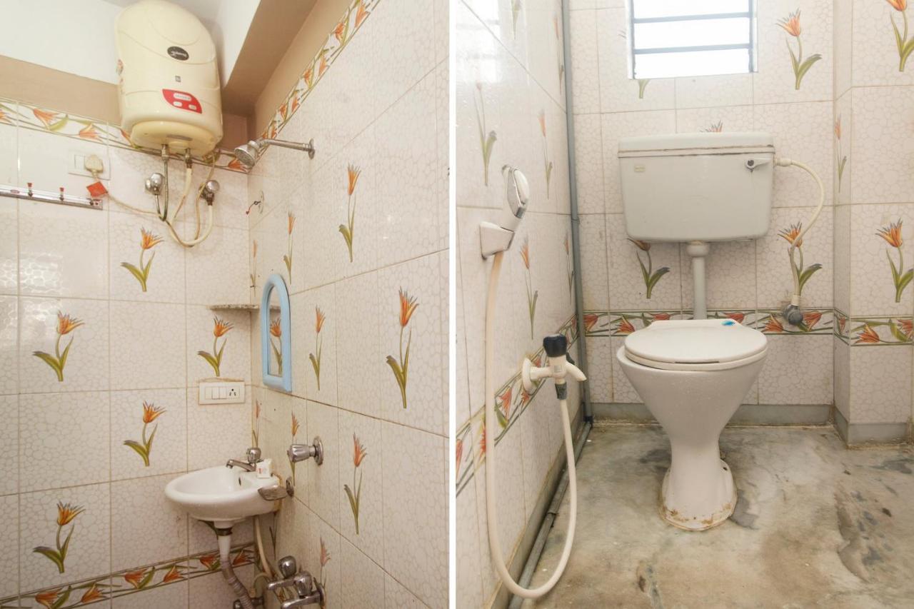 Oyo 16064 Tirupati Lodge Siliguri Ngoại thất bức ảnh